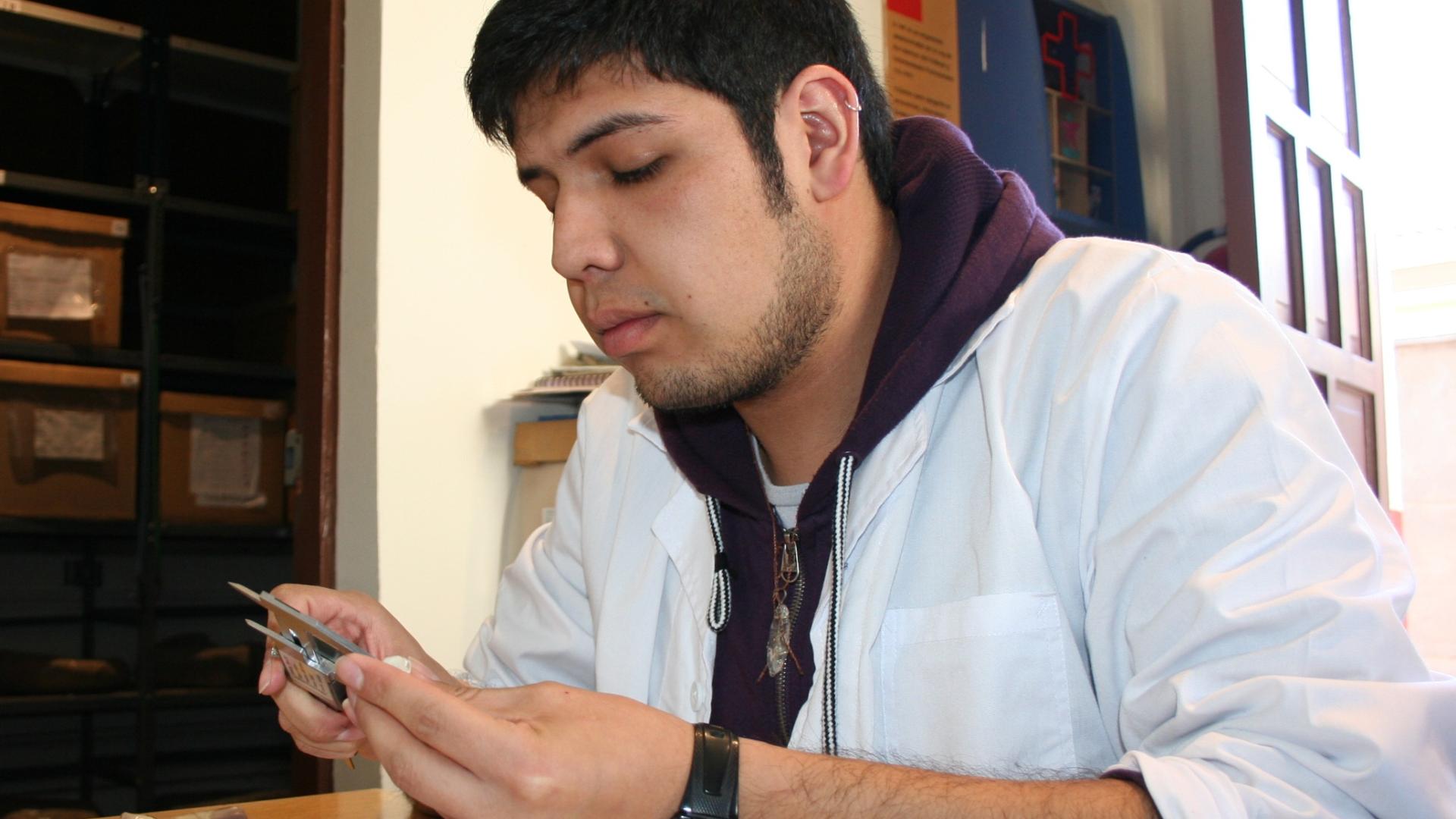 Rolando Gonzalez, Licenciado en Arqueología, Universidad de Chile