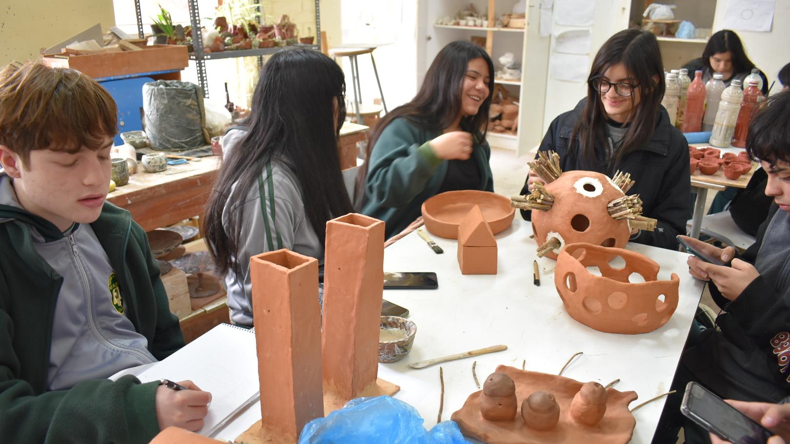 Los estudiantes exhibirán su trabajo en las áreas de las artes visuales