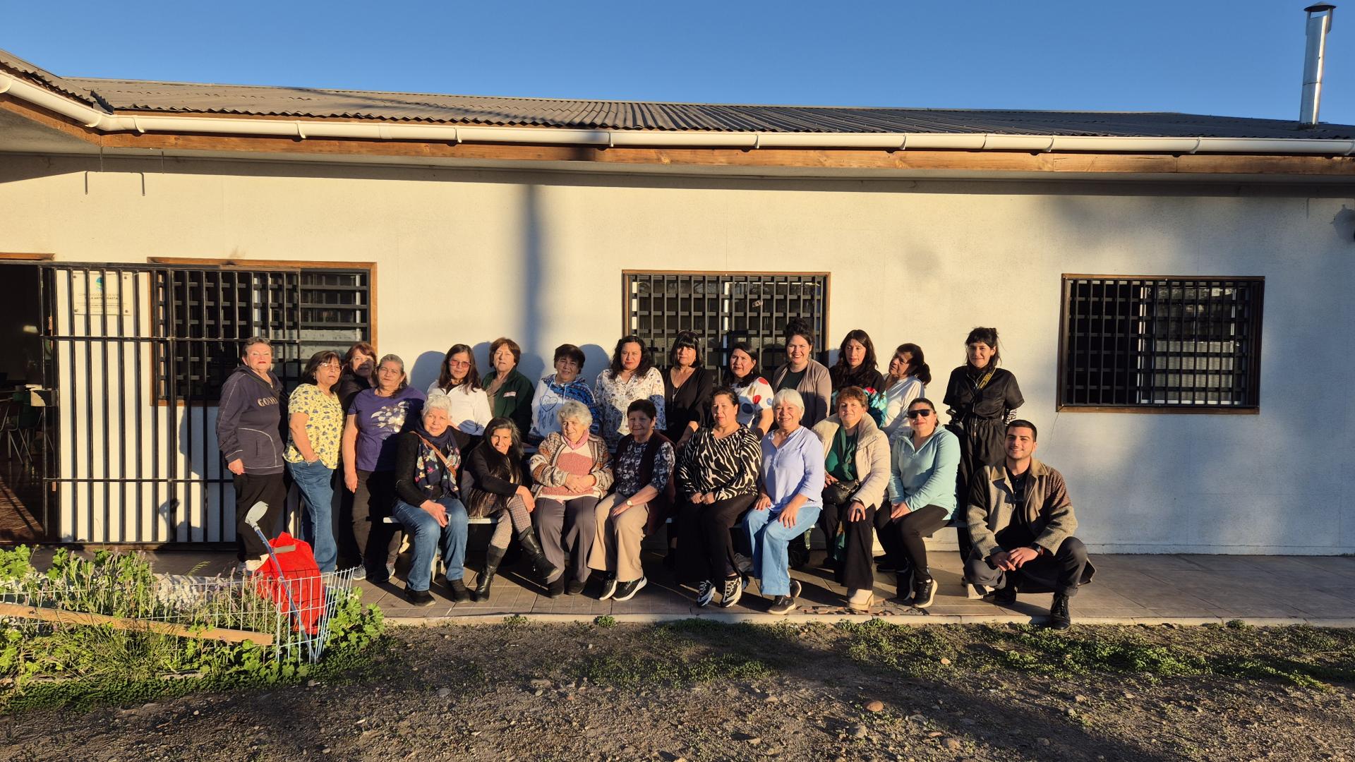 El proyecto busca fotografíar a ovallinas y ovallinos en diversos sectores de la ciudad