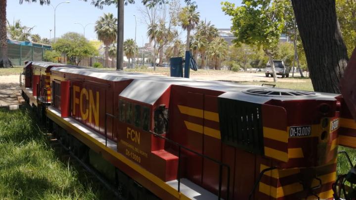 El tren es una réplica de las locomotoras GR 12 que recorrían la zona norte en la década de los sesenta
