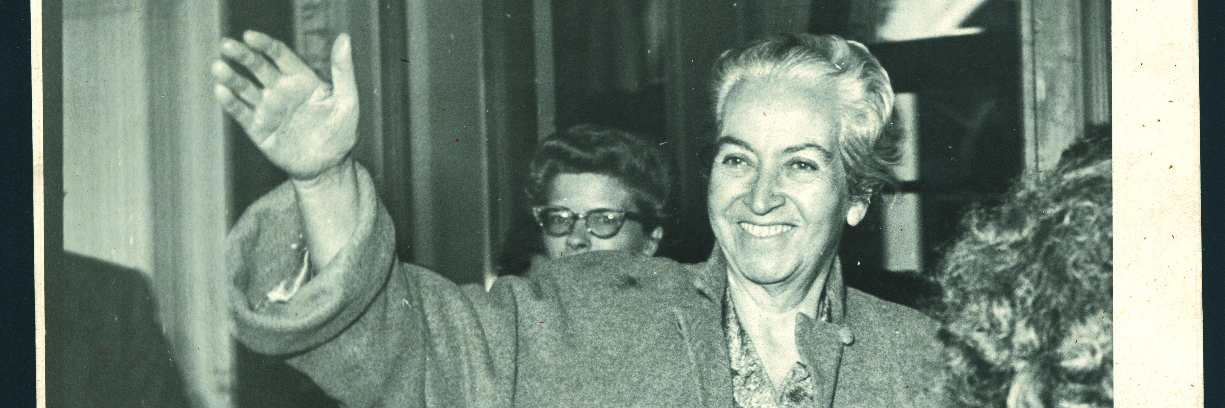 La exposición repasa diversos pasajes de la vida de Gabriela Mistral