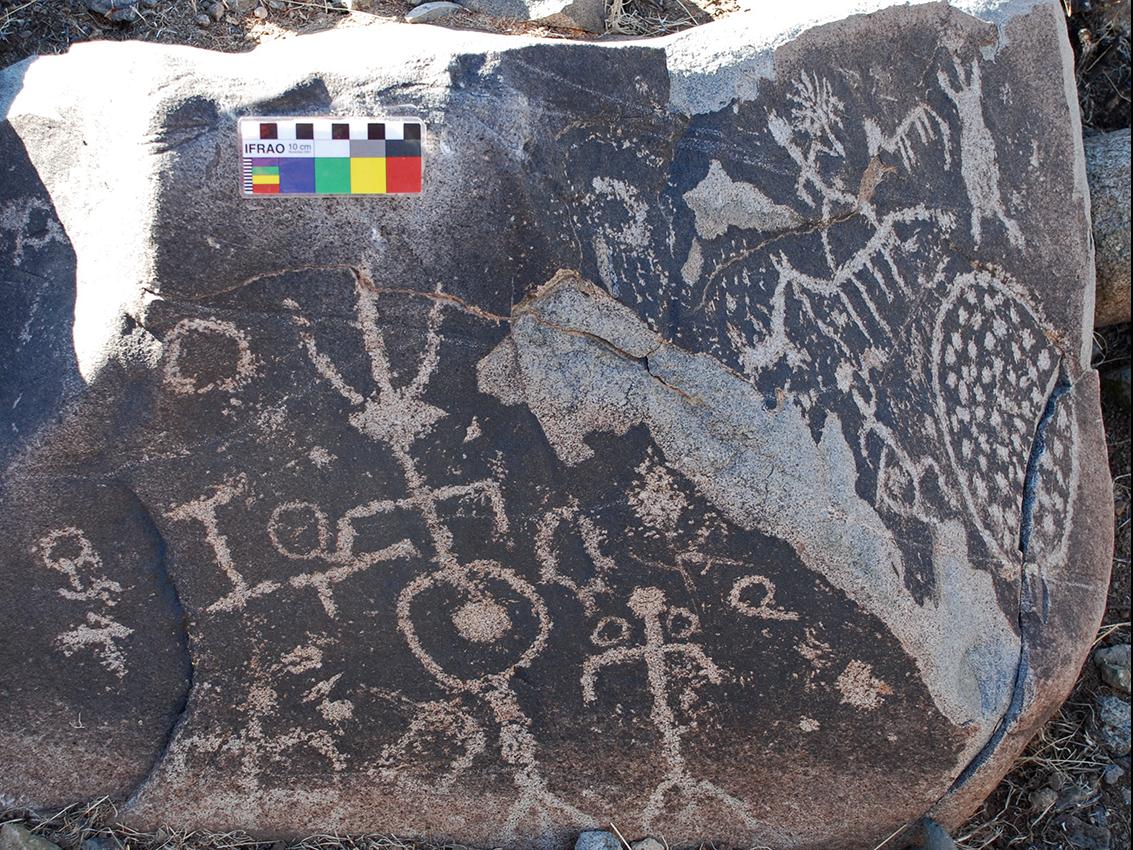 Petroglifos antropomorfos