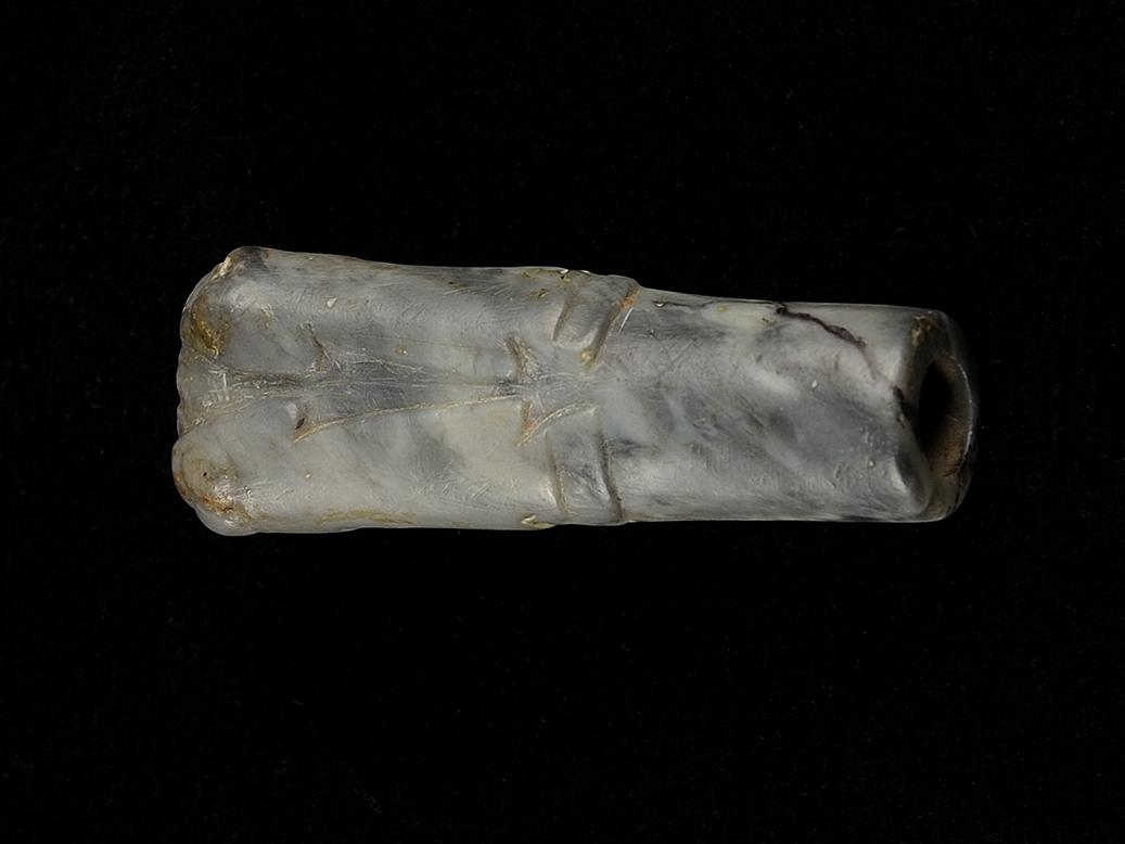 Flauta vertical de piedra azul