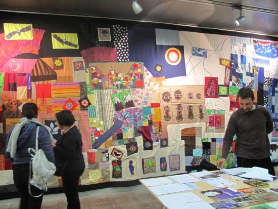 Imagen de la exhibición del tapiz en L´Hospitallet, Barcelona, España