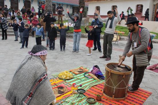 La actividad se organiza en conjunto con la Agrupación Antakari y el municipio ovallino.