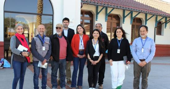 El equipo del museo junto a la directora del Serpat