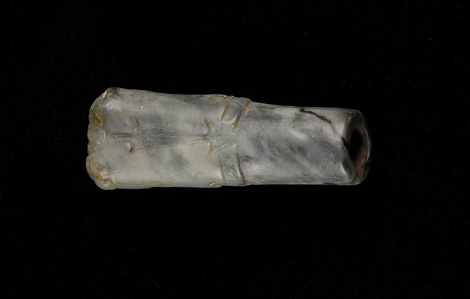 Flauta vertical de piedra azul