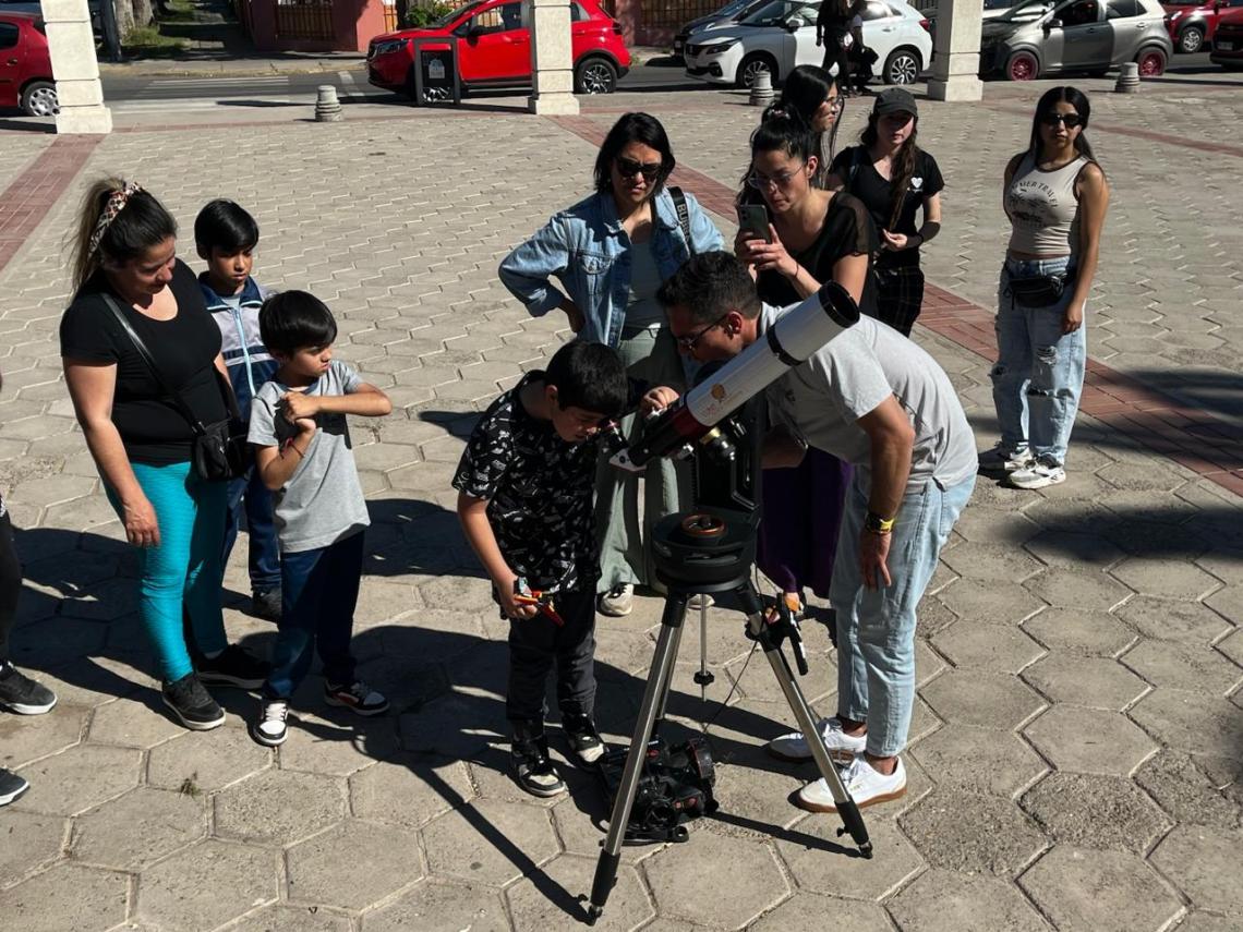 Los niños y niñas podrán apreciar el cielo